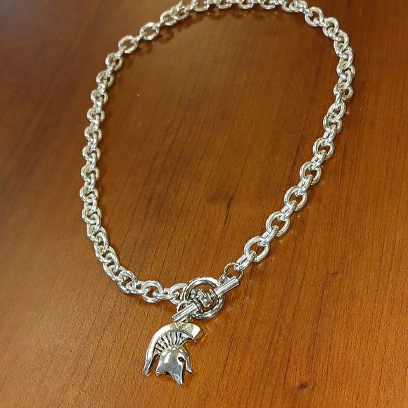 Spartan Helmet Pendant - Picture 10 of 11
